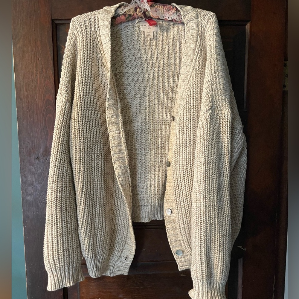 Indigo Luna Helga Cardigan Oat L/XL - Picture 2 of 6